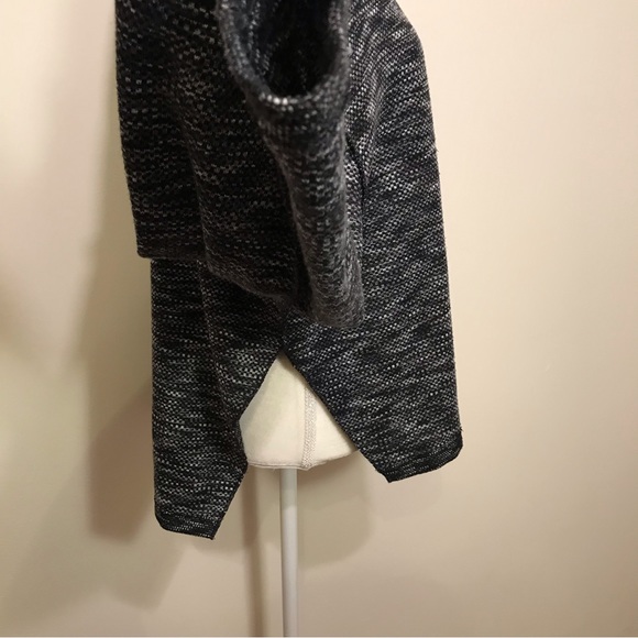 We the Free by Free People Heather Gray Sweater Size Medium - Picture 5 of 11